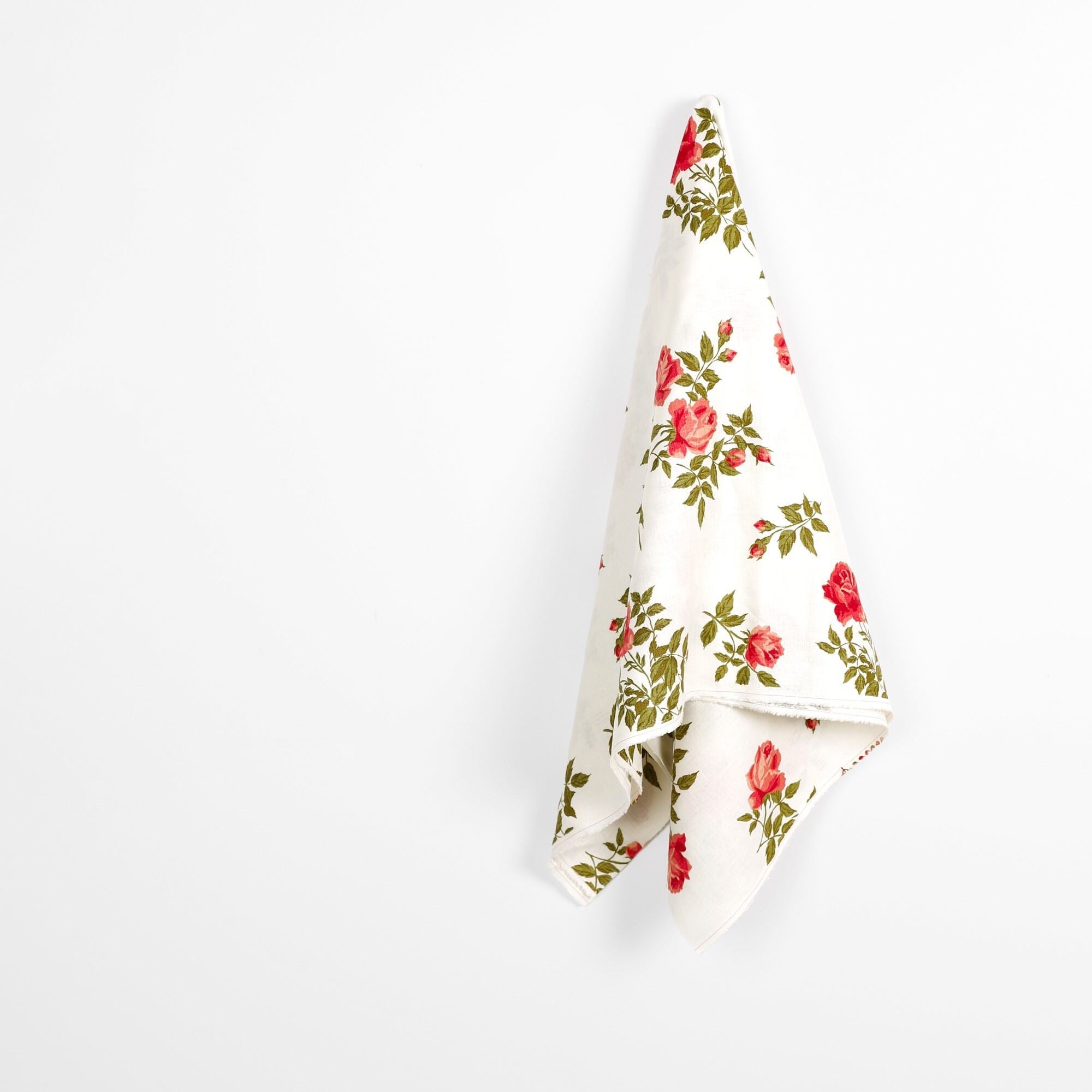 Classic Rose Linen - Cream
